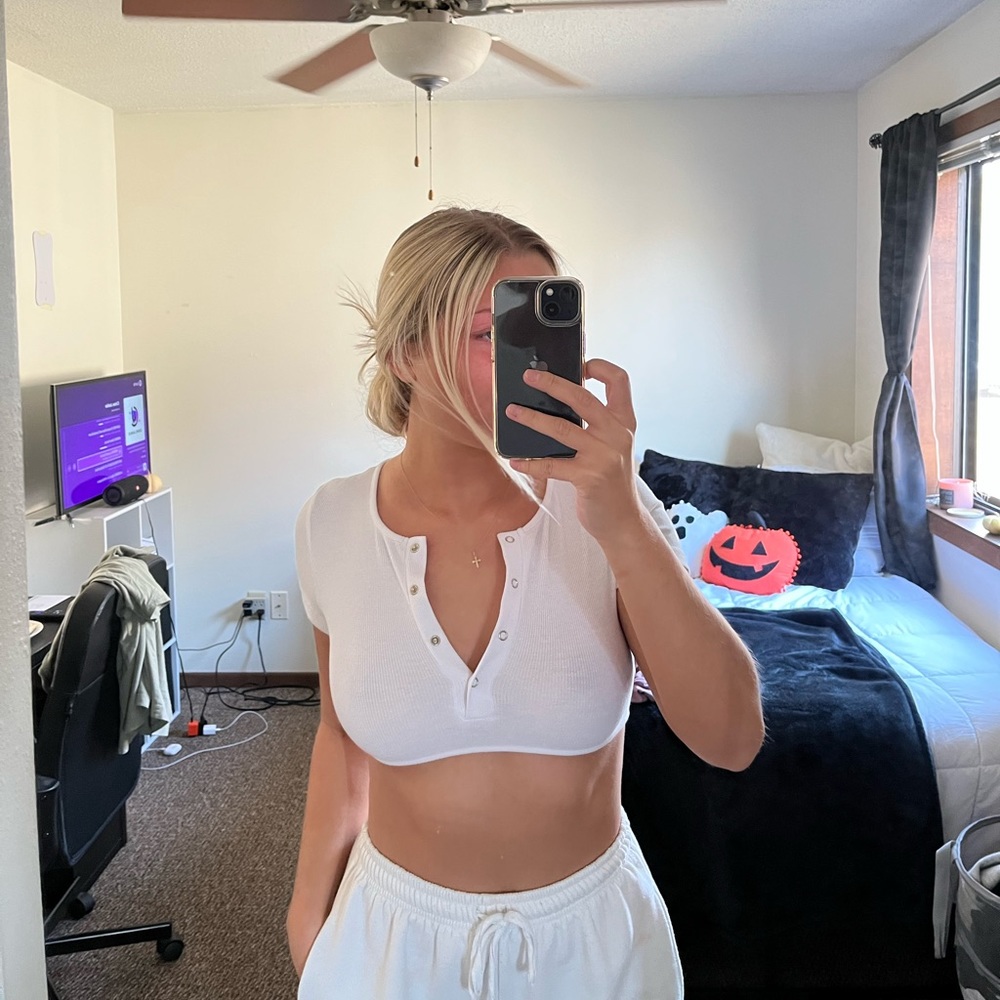 Cropped Button Up - Picture 2 of 2